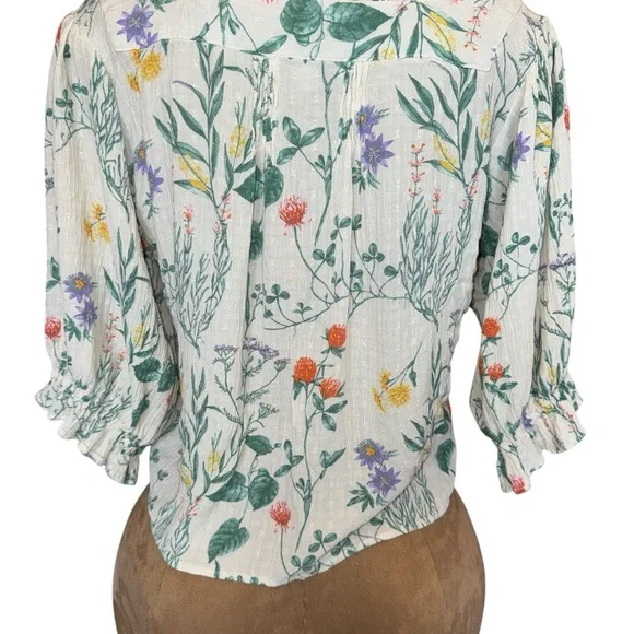Laura Ashley Botanical Floral Cropped Blouse, thin crinkle gauze, women’s XL - Picture 3 of 10